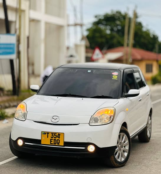 A picture of Mazda verisa