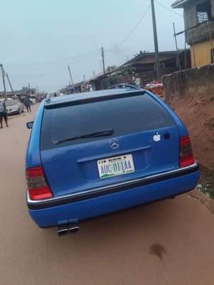 A picture of Mercedes Benz C class wagon