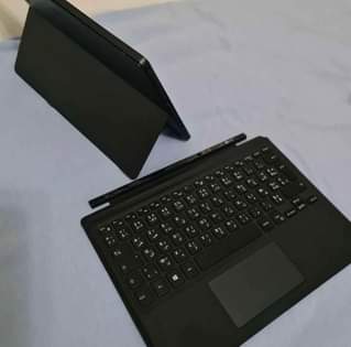 A picture of DELL LATITUDE 5290 2 in 1