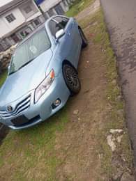 A picture of Super Clean 2008 Toyota Camry XLE Silent Belgium Grade Engine