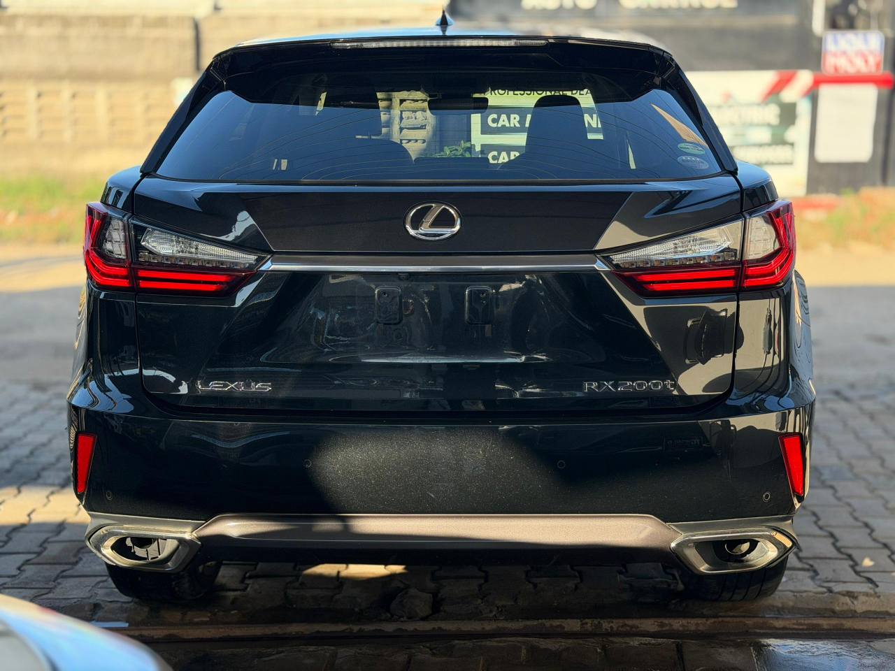 A picture of WhatsApp call 255 76248 3424 2018 LEXUS R200t 2.0L Petrol