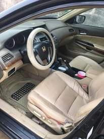A picture of Honda Accord 09
