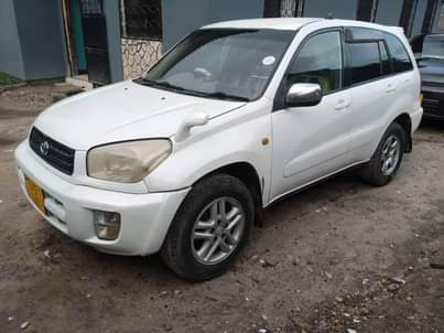 A picture of RAV 4 KILL TIME