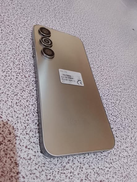 A picture of Phone lucky A16