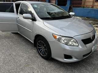 A picture of TOYOTA COROLLA