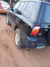 A picture of 2001 Toyota Rav4 2 2 engine