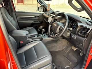 A picture of TOYOTA HILUX LEGEND 2023 UNREGISTERED