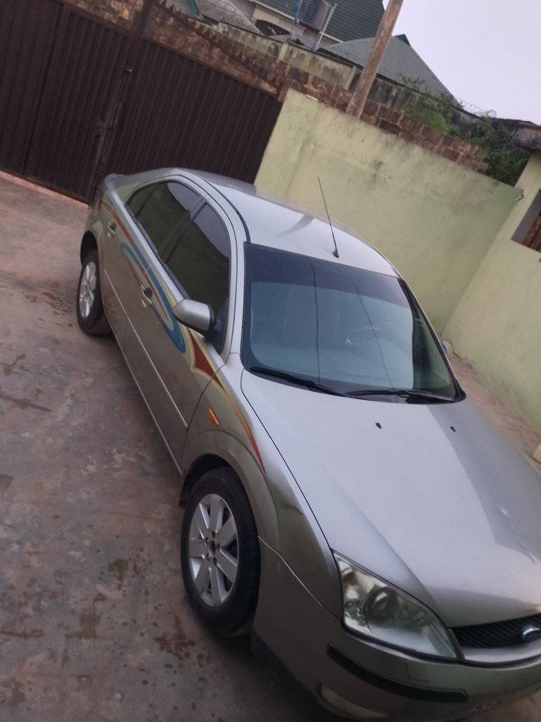 A picture of Ford Mondeo 2005