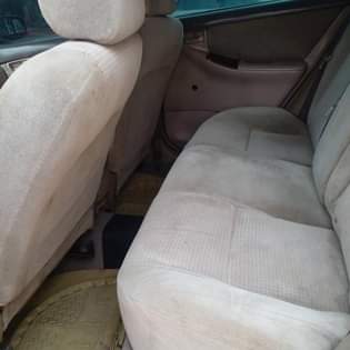 A picture of 2005 corolla