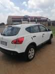 A picture of Nissan qashqai 2010 very neat with service history nothing to