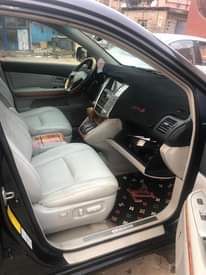 A picture of Rx 350 2009 model