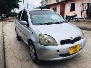 A picture of Vitz old