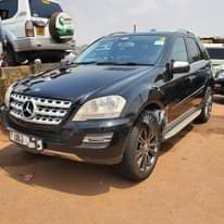 A picture of ML350 2008 53M