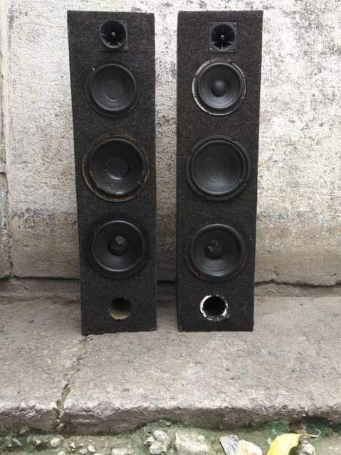 speakers