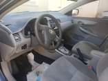 A picture of Distress sale first body paint 2011 model Toyota corolla 3