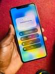 A picture of Iphone xsmax 64gb