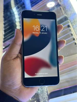 A picture of iPhone 6 Plus 10 10
