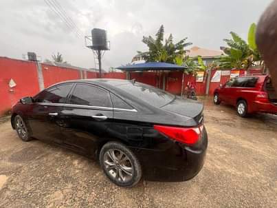 A picture of 2013 Hyundai Sonata Full Option
