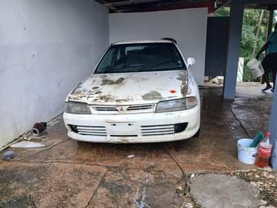 mitsubishi lancer