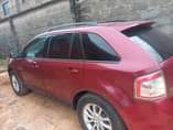 A picture of Sparkling 2008 registered Ford Edge