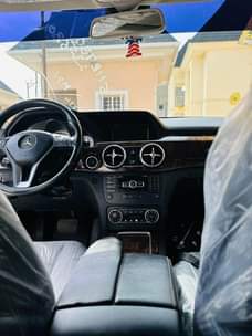 A picture of DIRECT BELGIUM GLK 2015 WITH EVERYTHING SUPER SHARP RECENT DUTY
