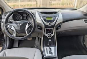 A picture of 2013 Hyundai Elantra