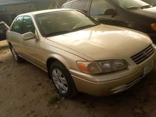 A picture of Toyota Camry envelope