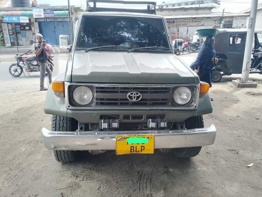 toyota land cruiser