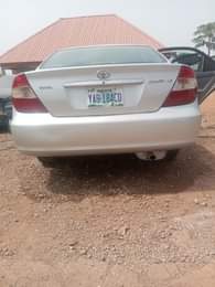 A picture of 2004 Toyota Camry v4 engine Top engine tapping Ac working
