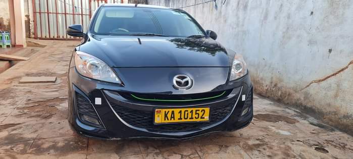 mazda axela