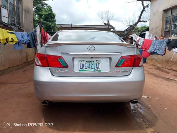 A picture of Super Distress sale owner needs urgent money Clean Lexus ES