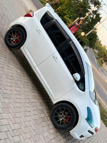 A picture of TOYOTA RACTIS