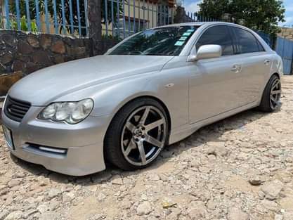 A picture of Toyota Mark X
