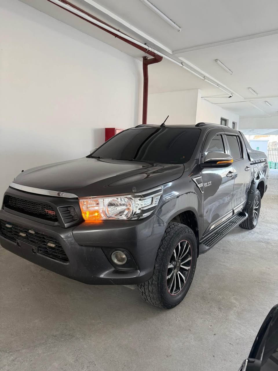 A picture of Clean 2019 Hilux TRD for 52M