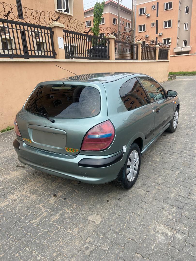 A picture of 2002 Nissan amera