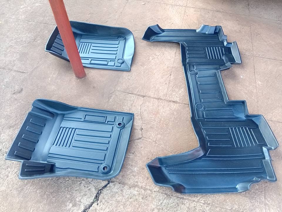 A picture of 3d car mats
