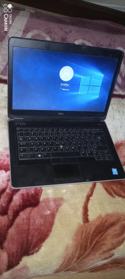 A picture of DELL latitude i5 and 4th gen at 370 000
