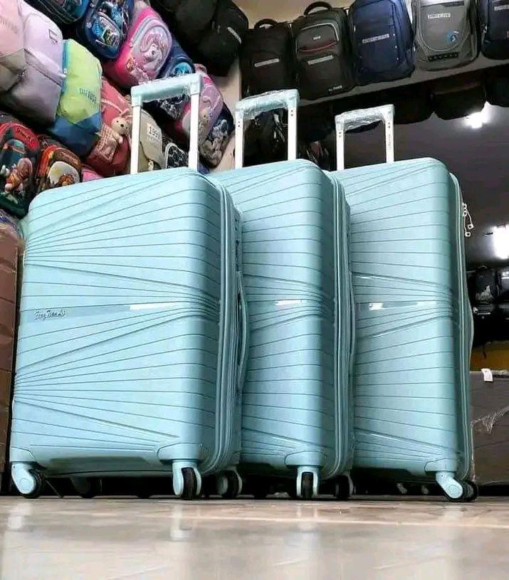 A picture of Suitcase bags