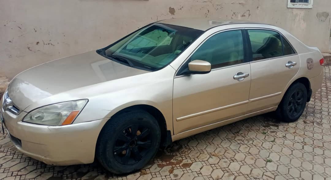 A picture of 2003 Honda accord