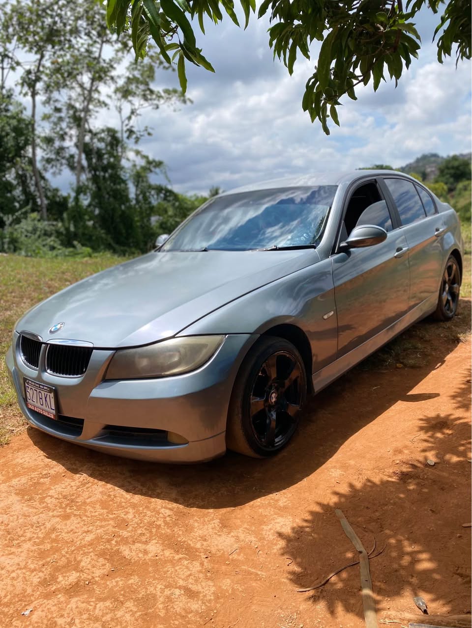 bmw 320i