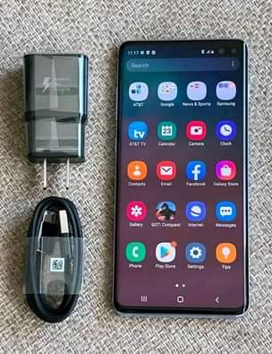 A picture of This Samsung Galaxy S10 plus is still available 12 256gb
