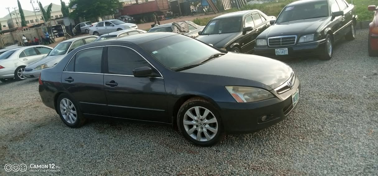 A picture of Honda Accord DC