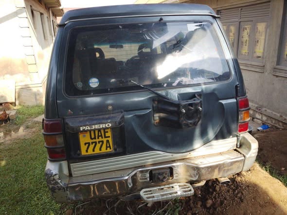 A picture of 1995 Japan pajero