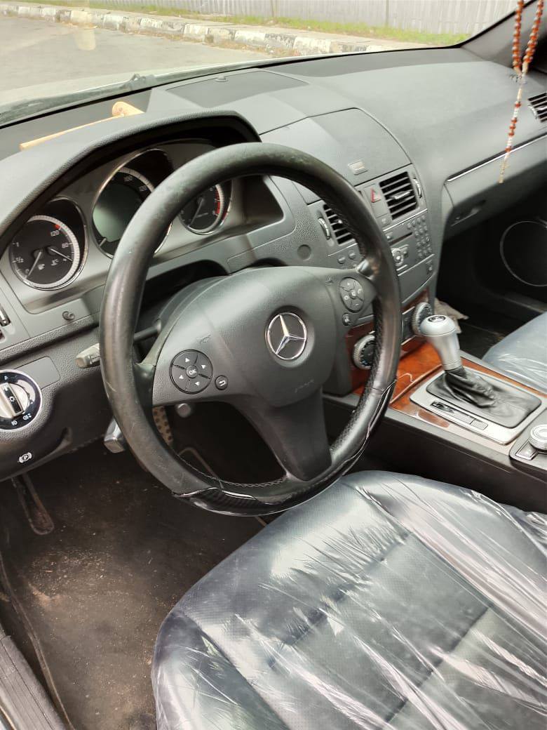 A picture of Reg Mercedes Benz C300 2010 Model Extremely Clean in Out