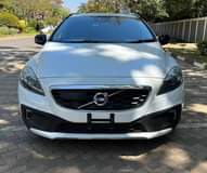 classifieds/cars volvo