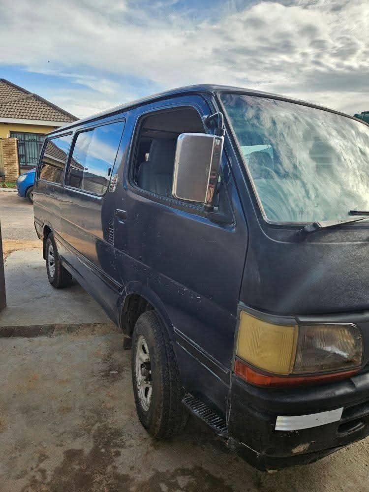 used toyota hiace