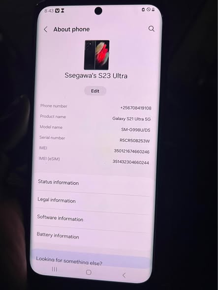 A picture of Galaxy S21 Ultra