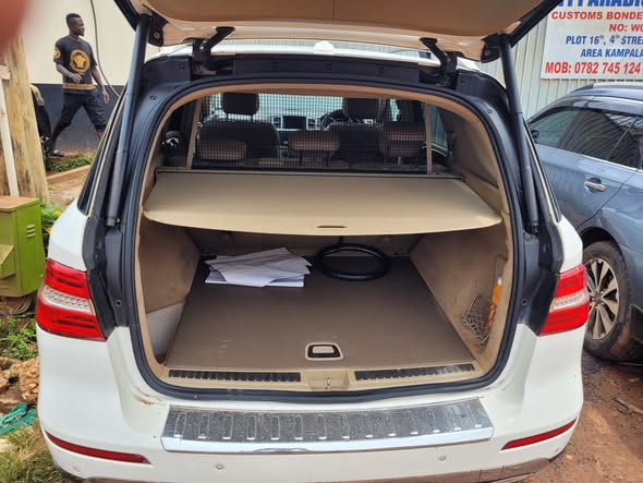A picture of 2013 Mercedes Benz ml 350 blue tec