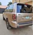 A picture of Honda pilot