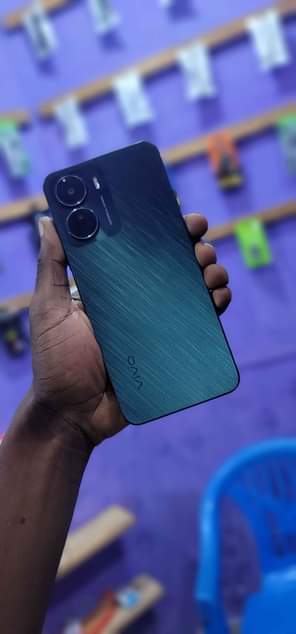 A picture of Vivo Y16